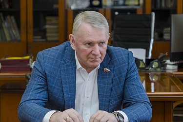 Рабочая встреча с представителями партии